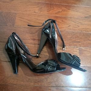 Vintage via spiga patent leather shoes